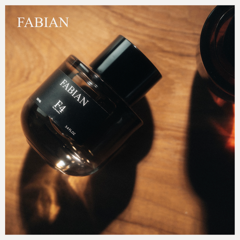 عطر F4